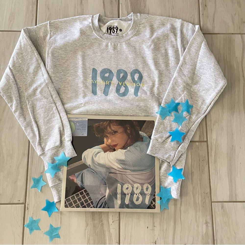 🩵TS 1989 TV Spotify Exclusive Crewneck🩵